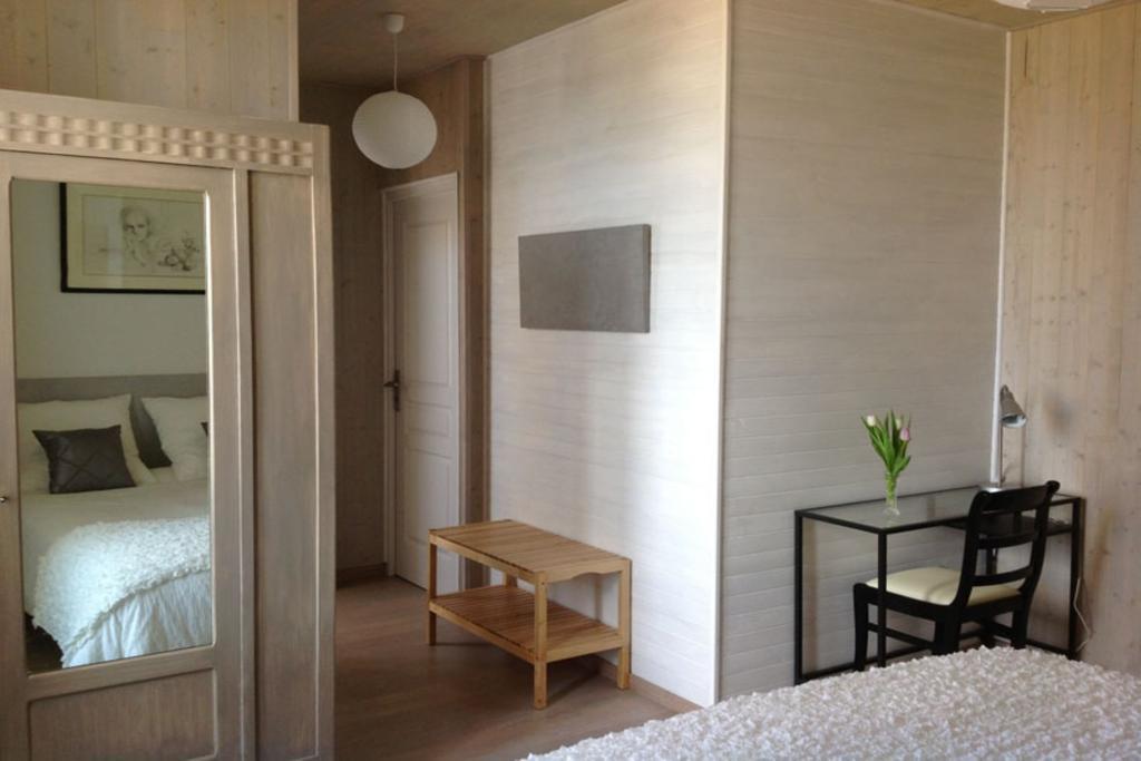 Bed and Breakfast La Maison De Maidara Olby Zimmer foto
